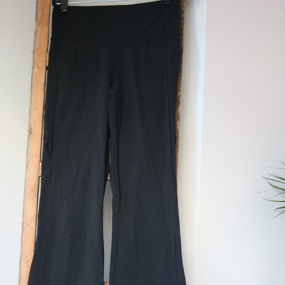 LUCY yoga pants